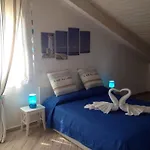 Spegni La Luce Bed & Breakfast 4*