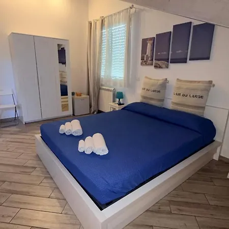 Spegni La Luce Bed and breakfast 4*