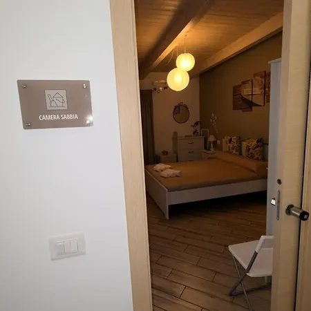 Bed & Breakfast Spegni La Luce 4*