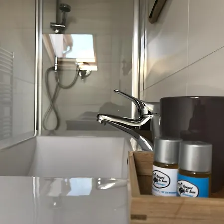 Spegni La Luce Oda ve Kahvaltı 4*