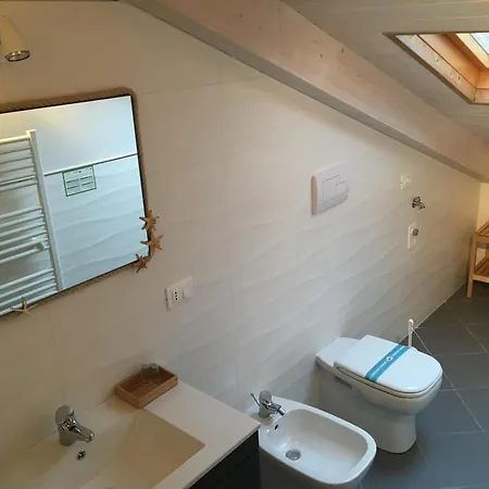 Oda ve Kahvaltı Spegni La Luce